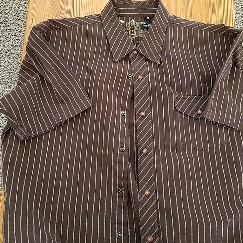 Short sleeved Shirt
